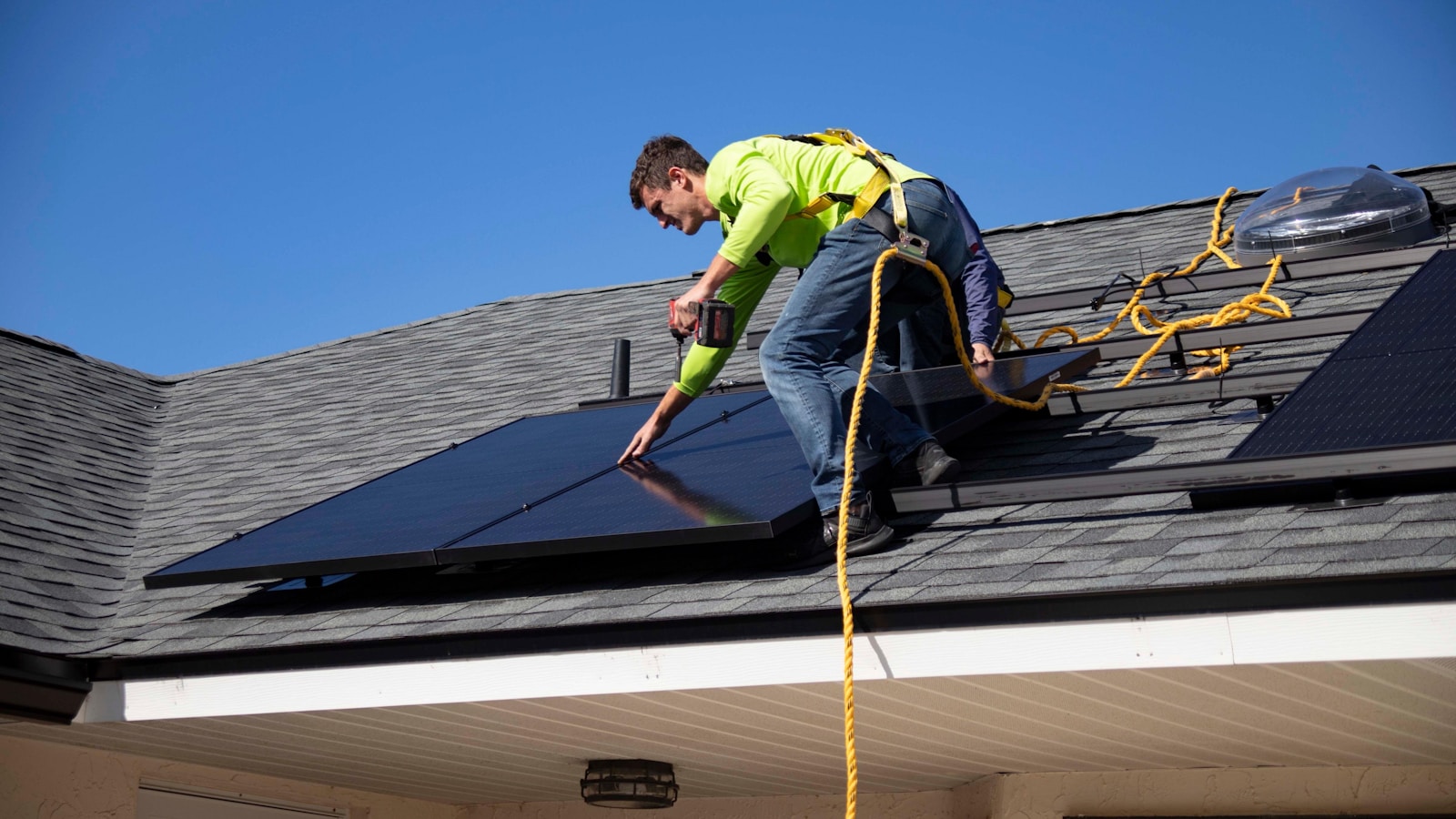 Energieeffizienz und erneuerbare Energien mit Wärmedämmung und Photovoltaik in Recklinghausen